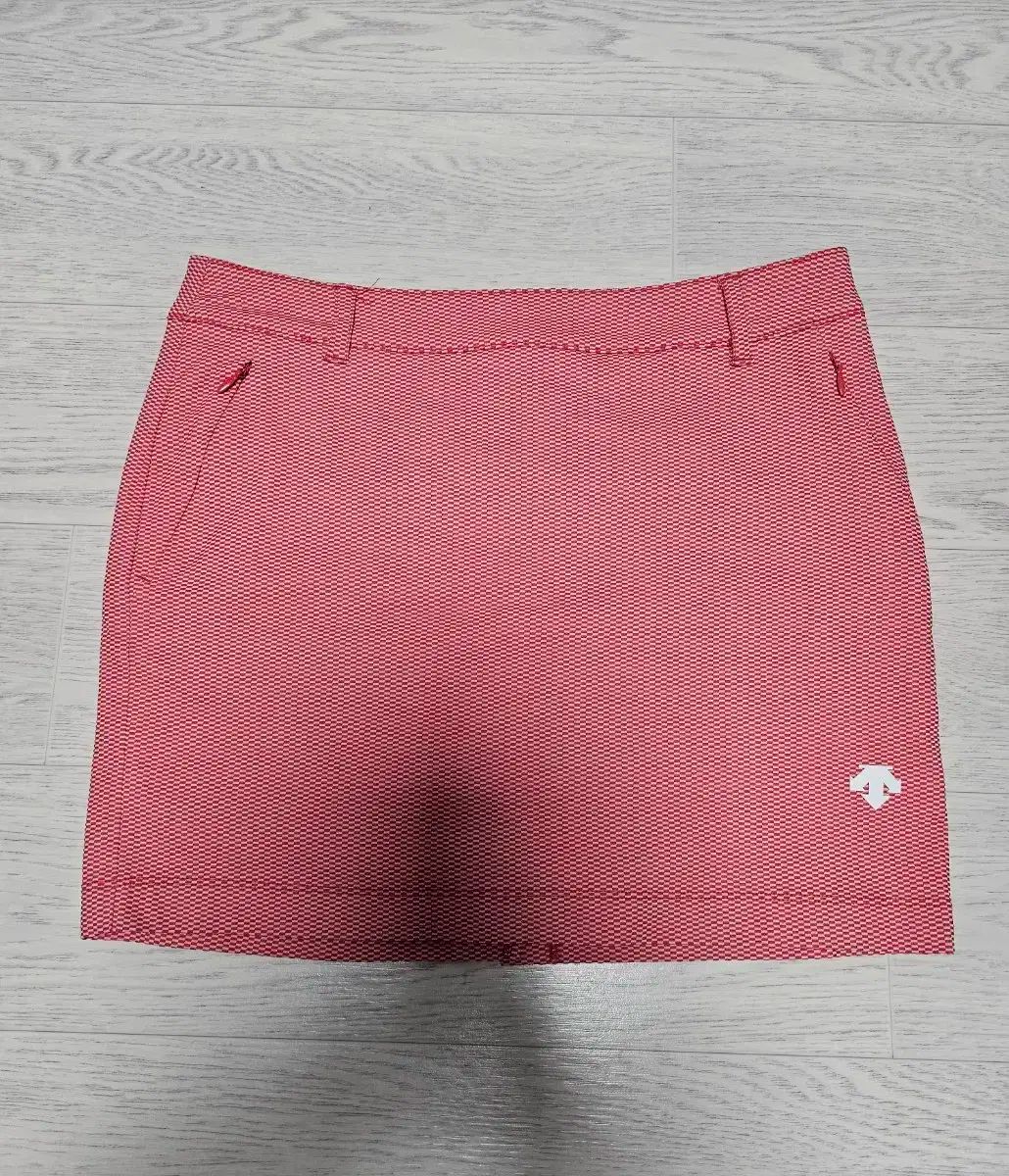 レディース デサント₍DESCENTE ゴルフ スカート 75 29 スキニー 30