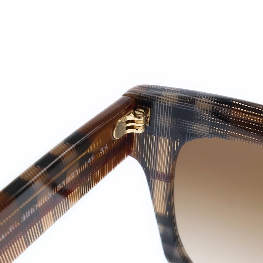 BURBERRY バーバリー サングラス ブラウンレンズ ノバチェック