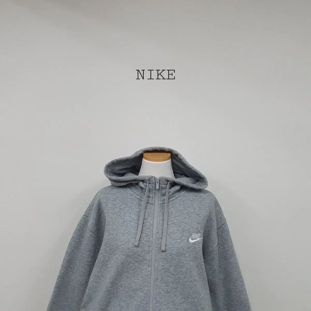 【雷市場（ポンジャン）商品韓国直送】 No 25020515 ナイキフードジップアップ ナイキグレーパーカージップアップ XXL
