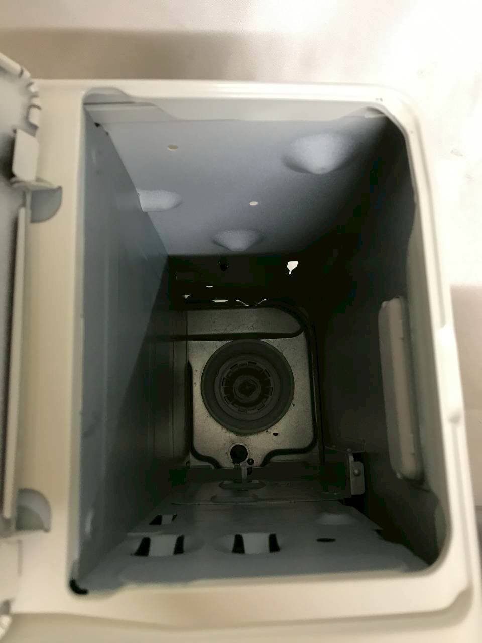 強制通気形開放式石油ストーブ FW-3220NE