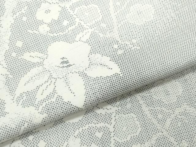 平和屋着物●本場大島紬　白大島　9マルキ　枝花文　正絹　逸品　CAAU9990vf 平和屋着物○本場大島紬 白大島 9マルキ 枝花文 正絹 逸品 CAAU9990vf