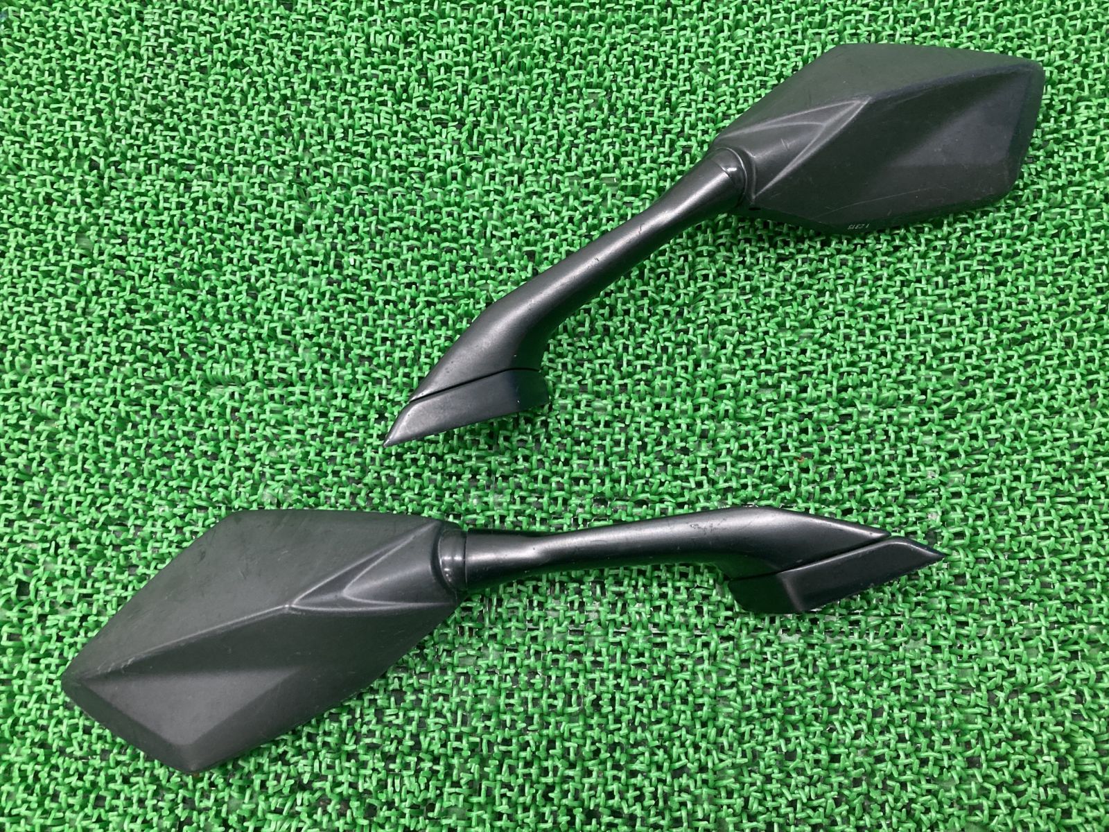 CBR250RR ミラー 左右 001412|F560 ホンダ 純正 バイク 部品 MC51 001412 F560 デイトナ製ブルーミラー付き ペイント素材に 品薄