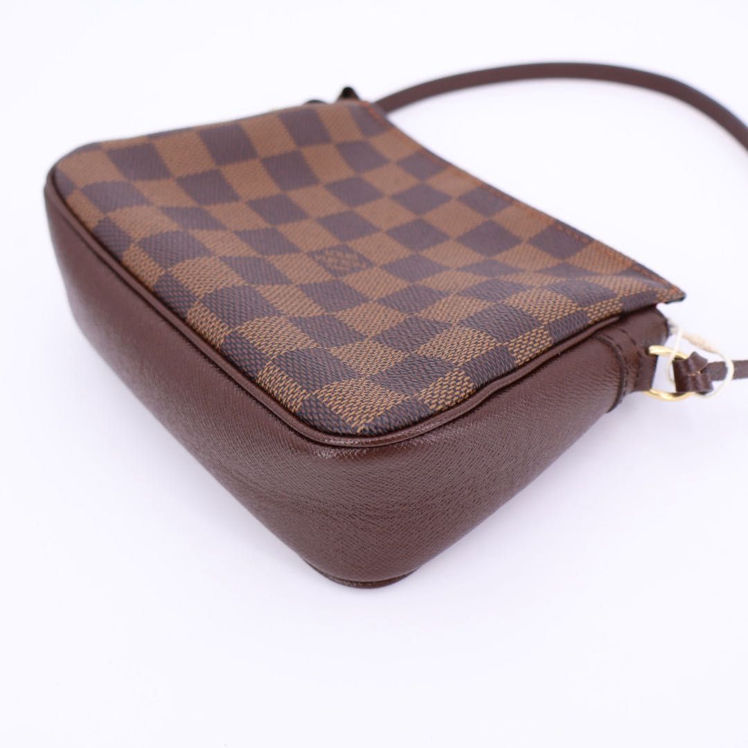 VUITTON トゥルースメイクアップ