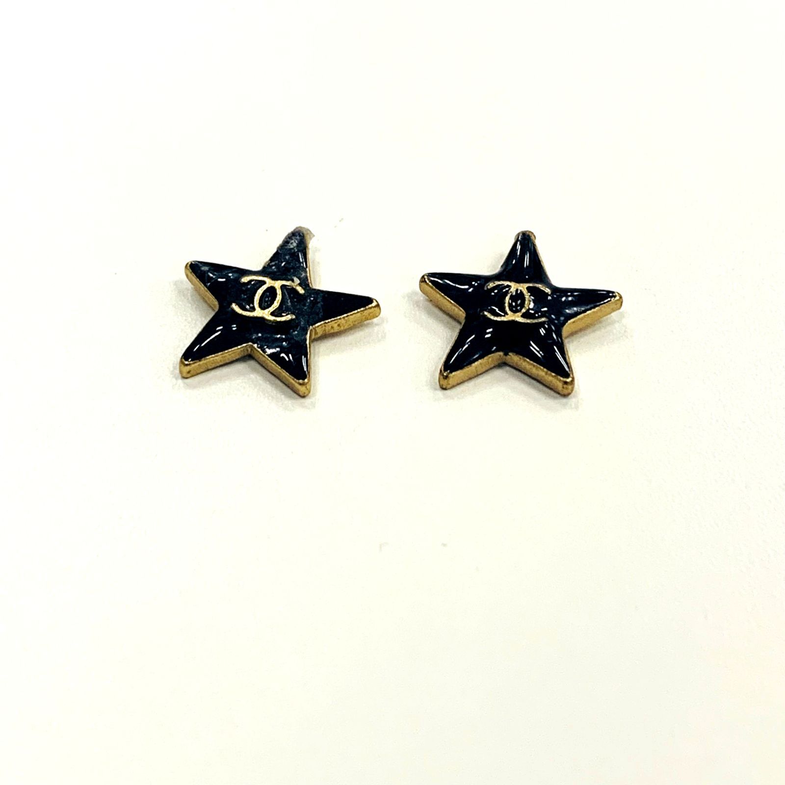 ピアス