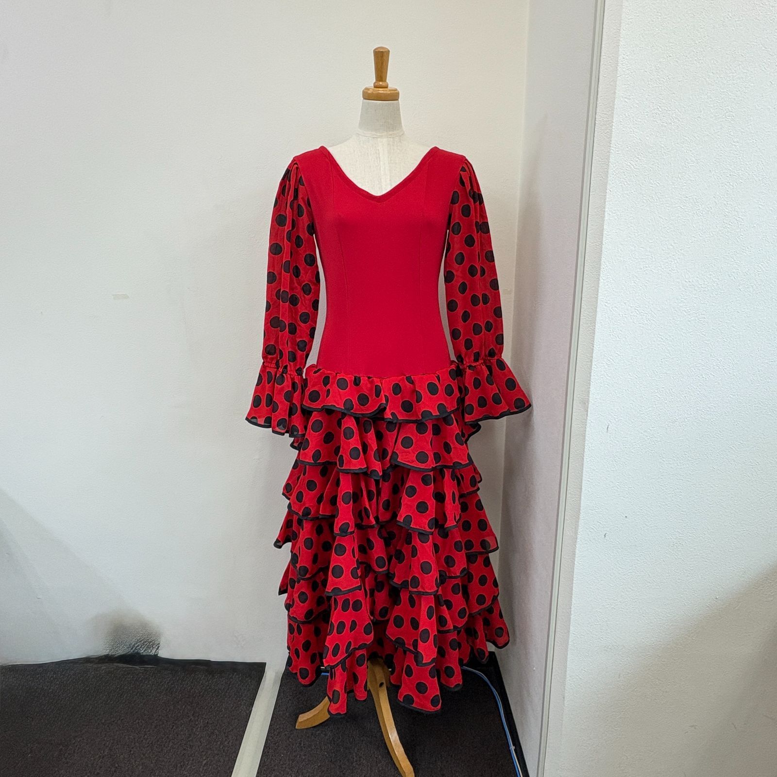 プリマブティック フラメンコ衣装 ドレス ワンピース 赤 ドット フリル 長袖