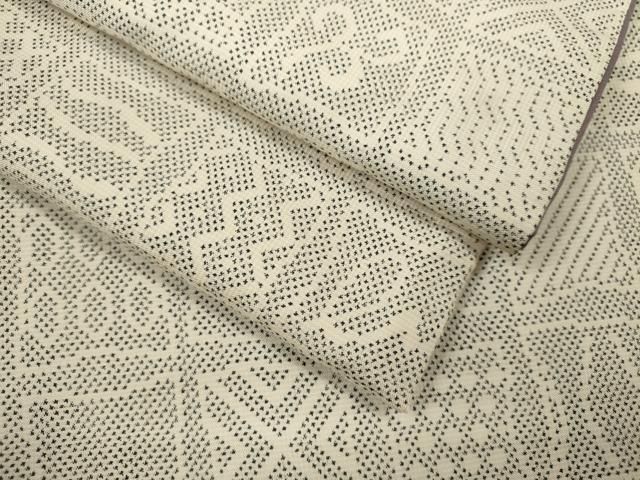 平和屋着物○本場大島紬 白大島 7マルキ 吉祥文 正絹 逸品 CAAV9370ze  