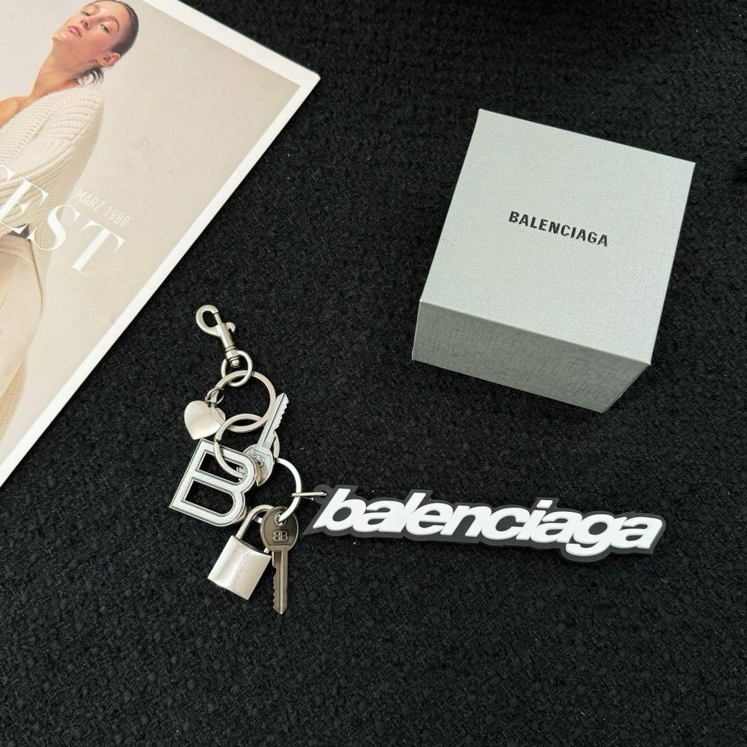 ✨新品✨balenciaga KIT シルバー キーリング @July jewelry