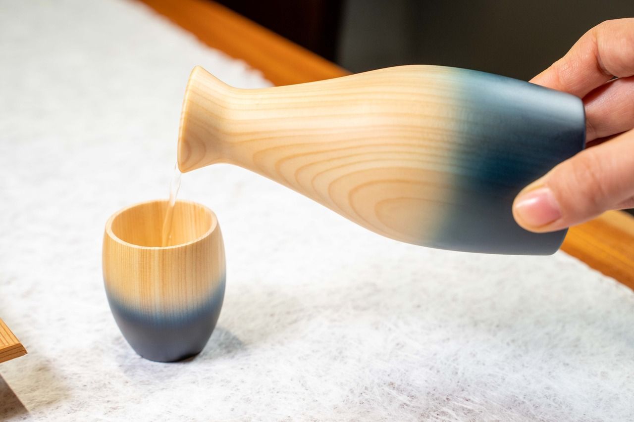 藍染檜 酒器セット / Indigo Hinoki Sake Cup Set 【公式通販】