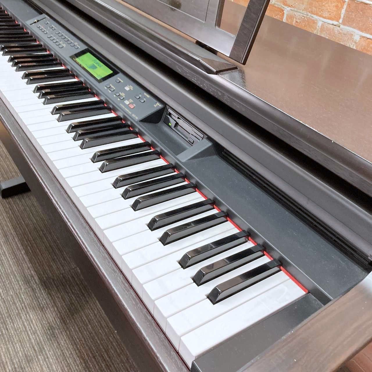 Clavinova CLP-711