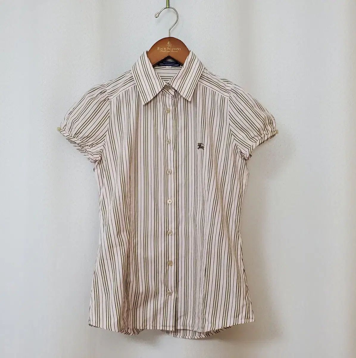 BURBERRY - 【超美品】バーバリー  38サイズ　バーバリー  シャツ　ブラウス BURBERRY(バーバリー ) ブルーレーベル ブラウス 38 - メルカリ