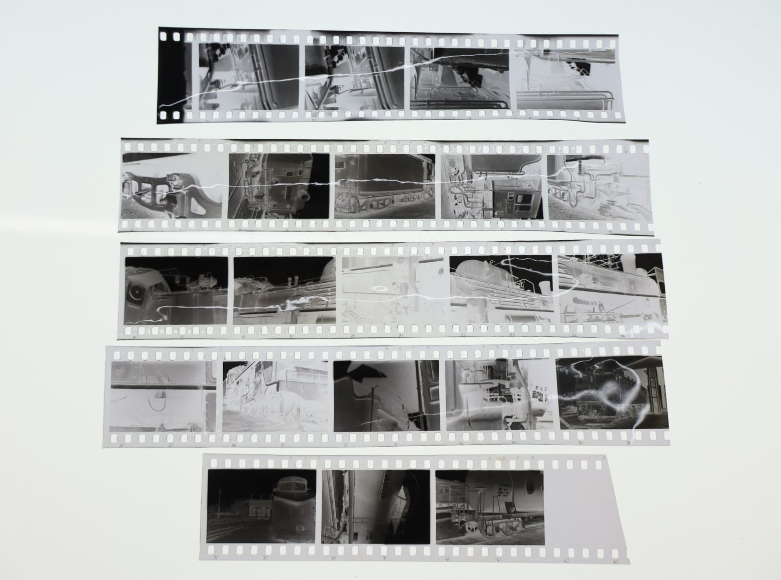 ∠C57 ED77 コレクター放出品｜写真 ネガ 列車 機関車 風景 駅 