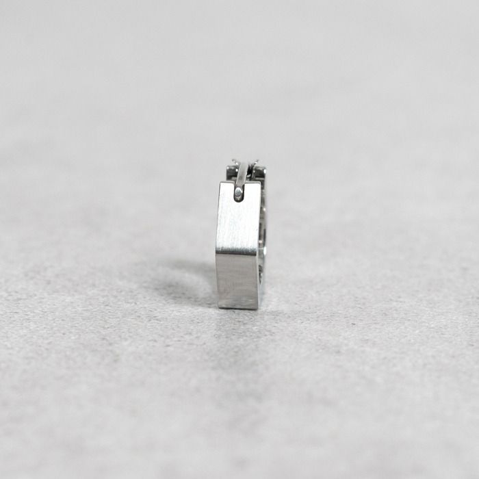 DIESEL ディーゼル　ピアス　DX1345040 片耳　箱袋付き DIESEL 【BOX付属】DIESEL ディーゼル シングル フープ ピアス