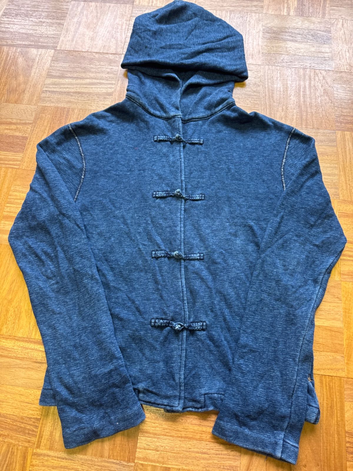 45rpm 綿100% チャイナボタン インディゴパーカー ロゴ刺繍