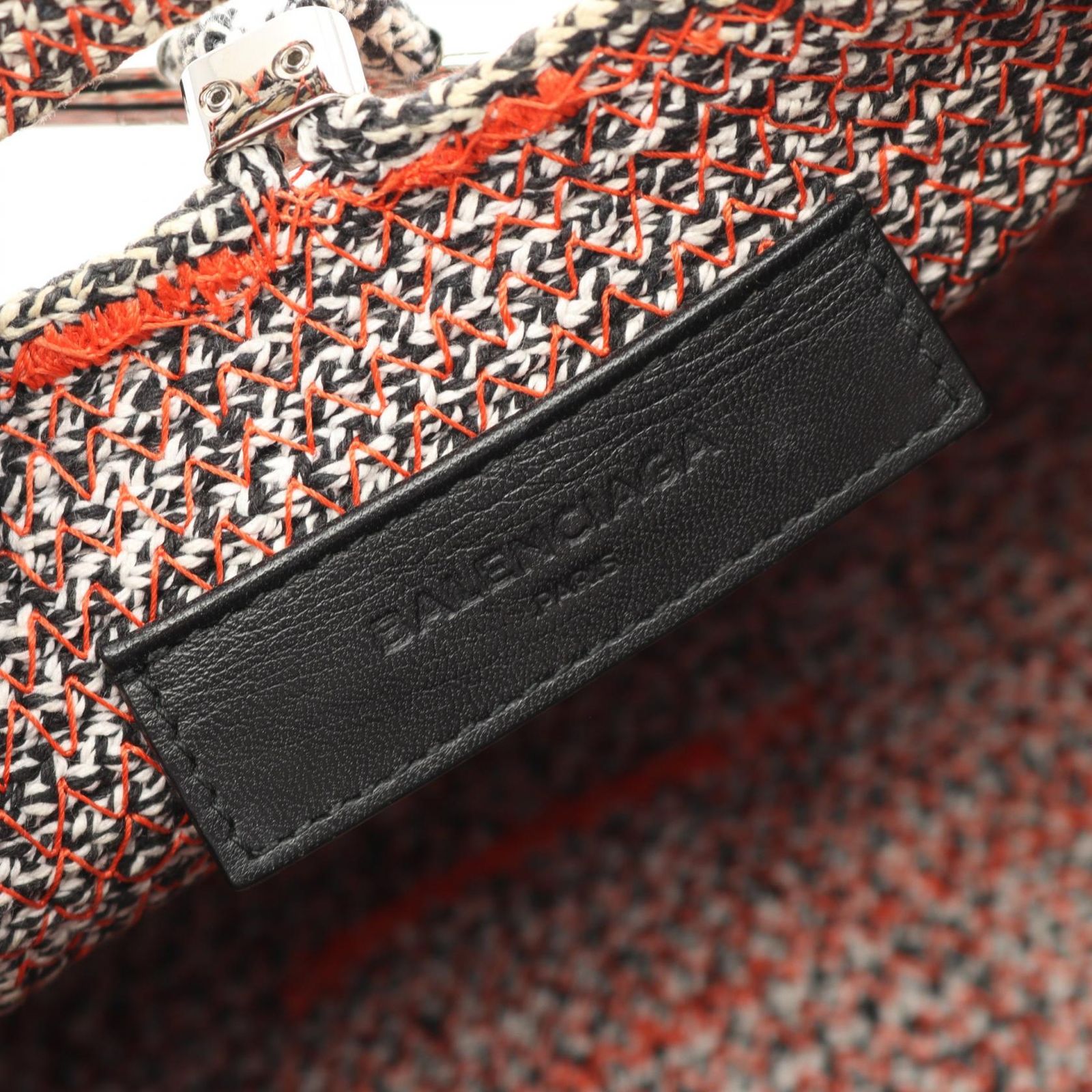 BALENCIAGA バレンシアガ ジグザッガー ショルダーバッグ 【公式通販】