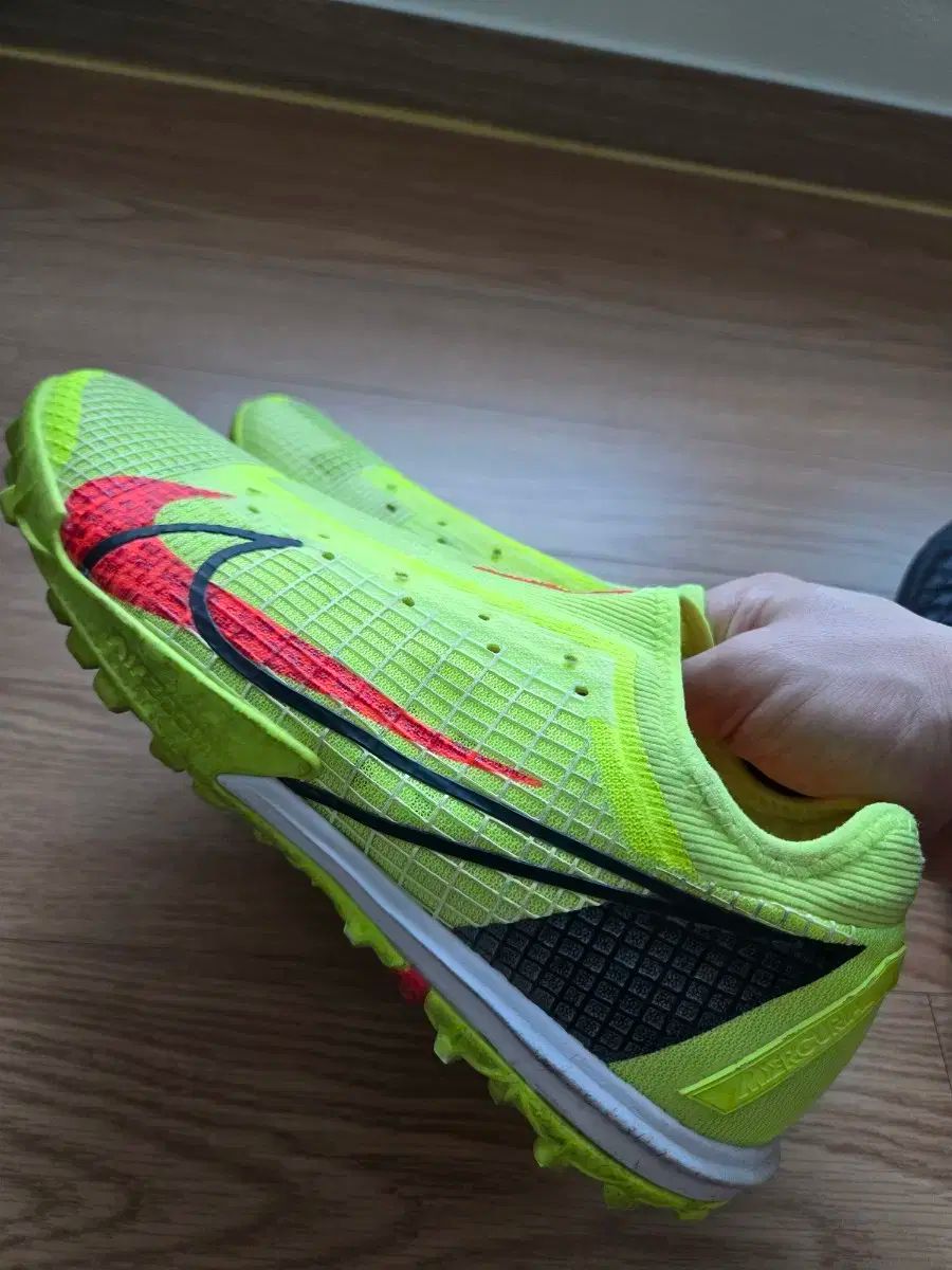 ナイキマーキュリアルヴェイパー 14TF NIKE(ナイキ) マーキュリアル Vapor (ヴェイパー) 14TF ボルト