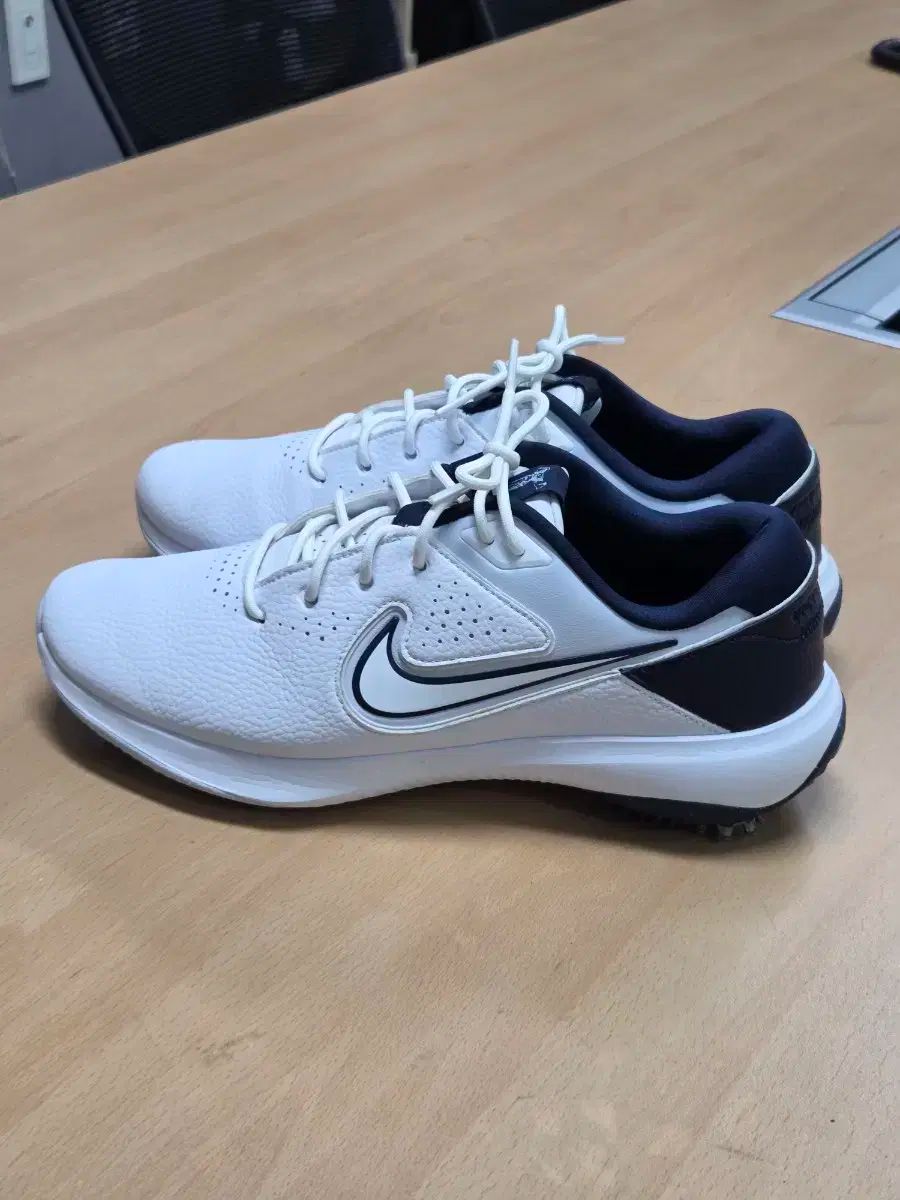 NIKE ナイキ メンズゴルフシューズ 実際に使用する場合 275 ミリ