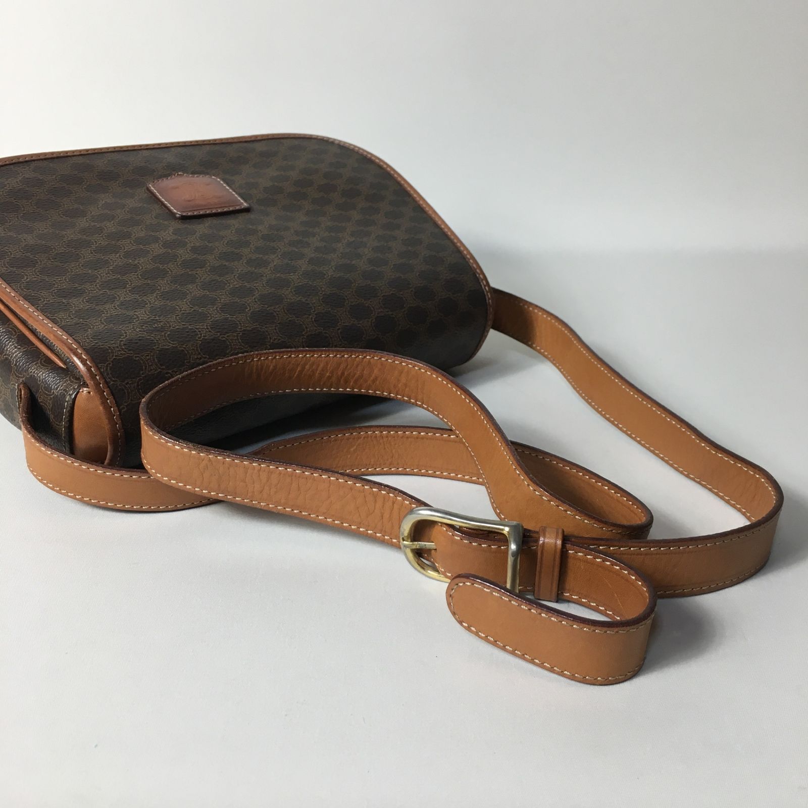 2505-208｜美品｜セリーヌ ショルダーバッグ マカダム柄 トリオンフ