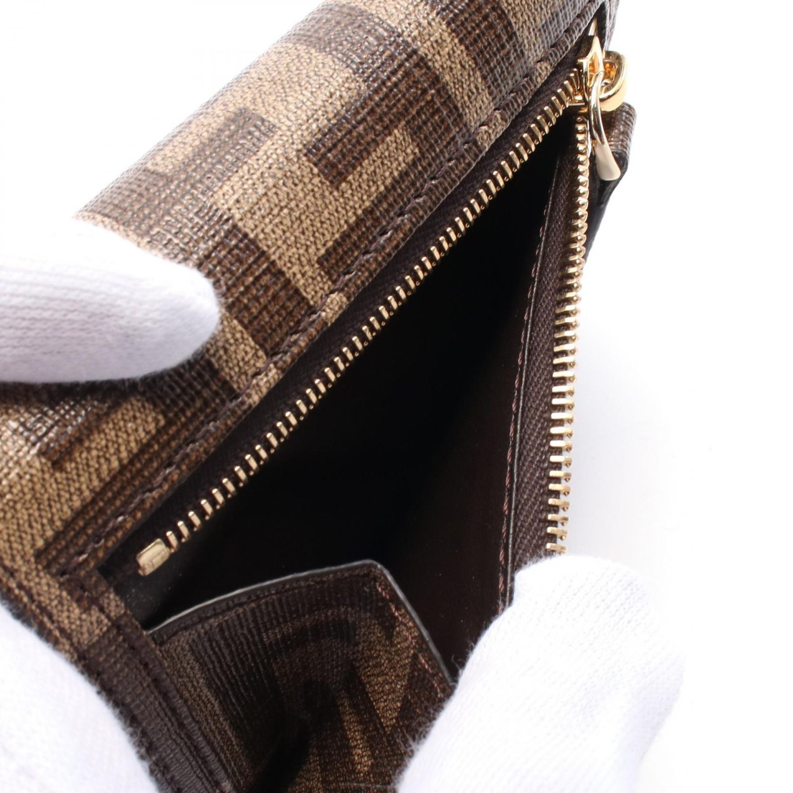 中古】財布・パスケース フサエブランド 三つ折り財布 ブラック