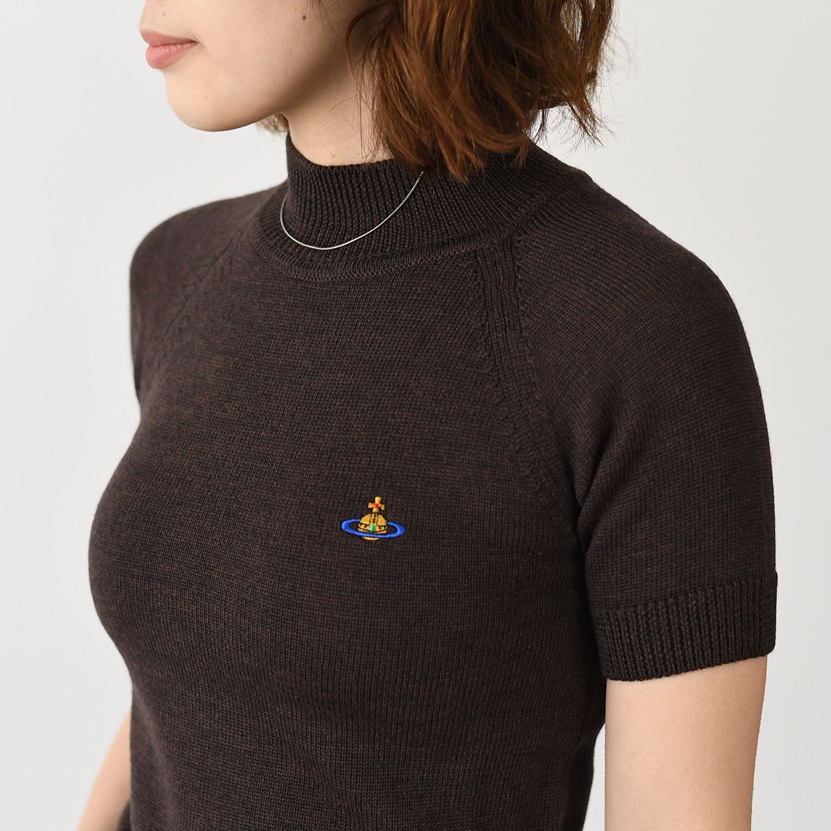 Vivienne Westwood ヴィヴィアンウエストウッド ニット トップス BEA タートルネック 半袖 18030034 Y002M レディース ブラック ブラウン Vivienne Westwood ヴィヴィアンウエストウッド ニット トップス