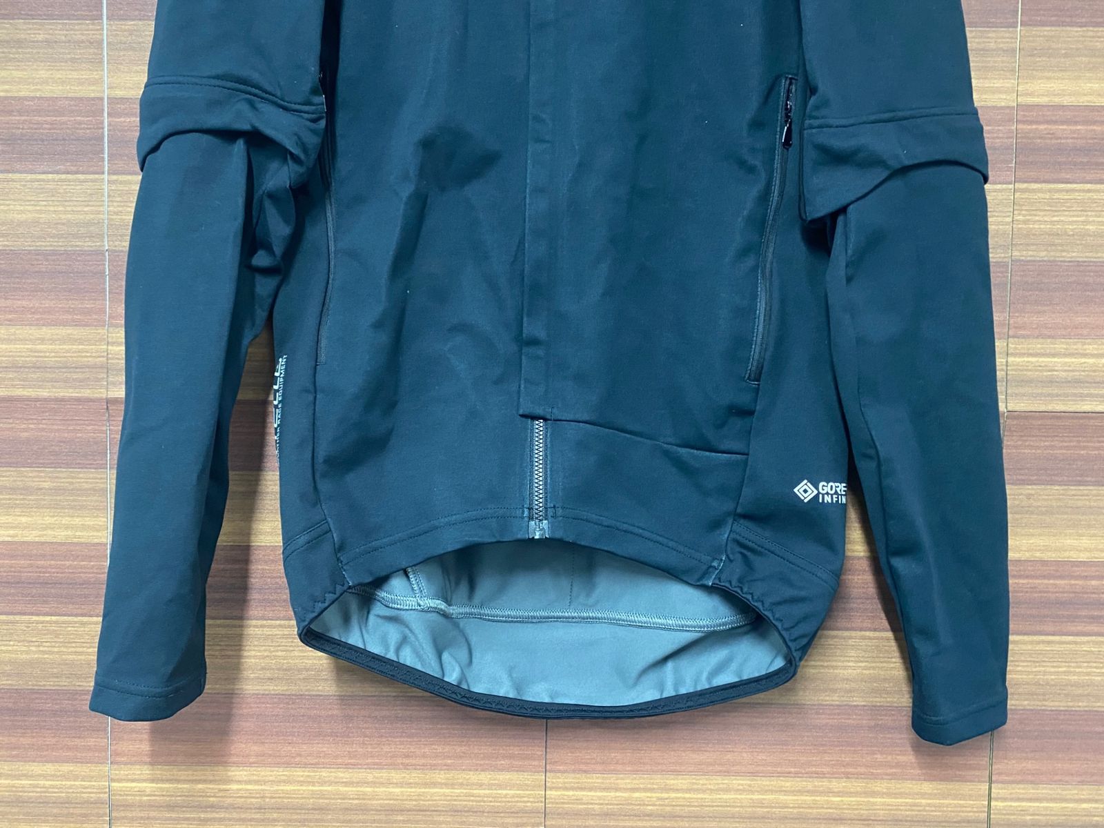 IL282 カステリ CASTELLI ロッソコルサ ROSSO CORSA PERFETTO 長袖