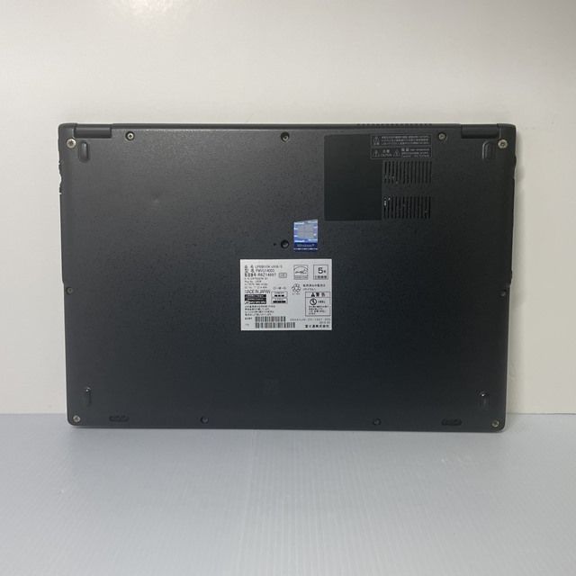 超薄型軽量モデルでバッテリー５時間超！持運び最適なLIFEBOOKノートパソコン 超薄型軽量モデルでバッテリー5時間超！持運び最適な富士通LIFEBOOK