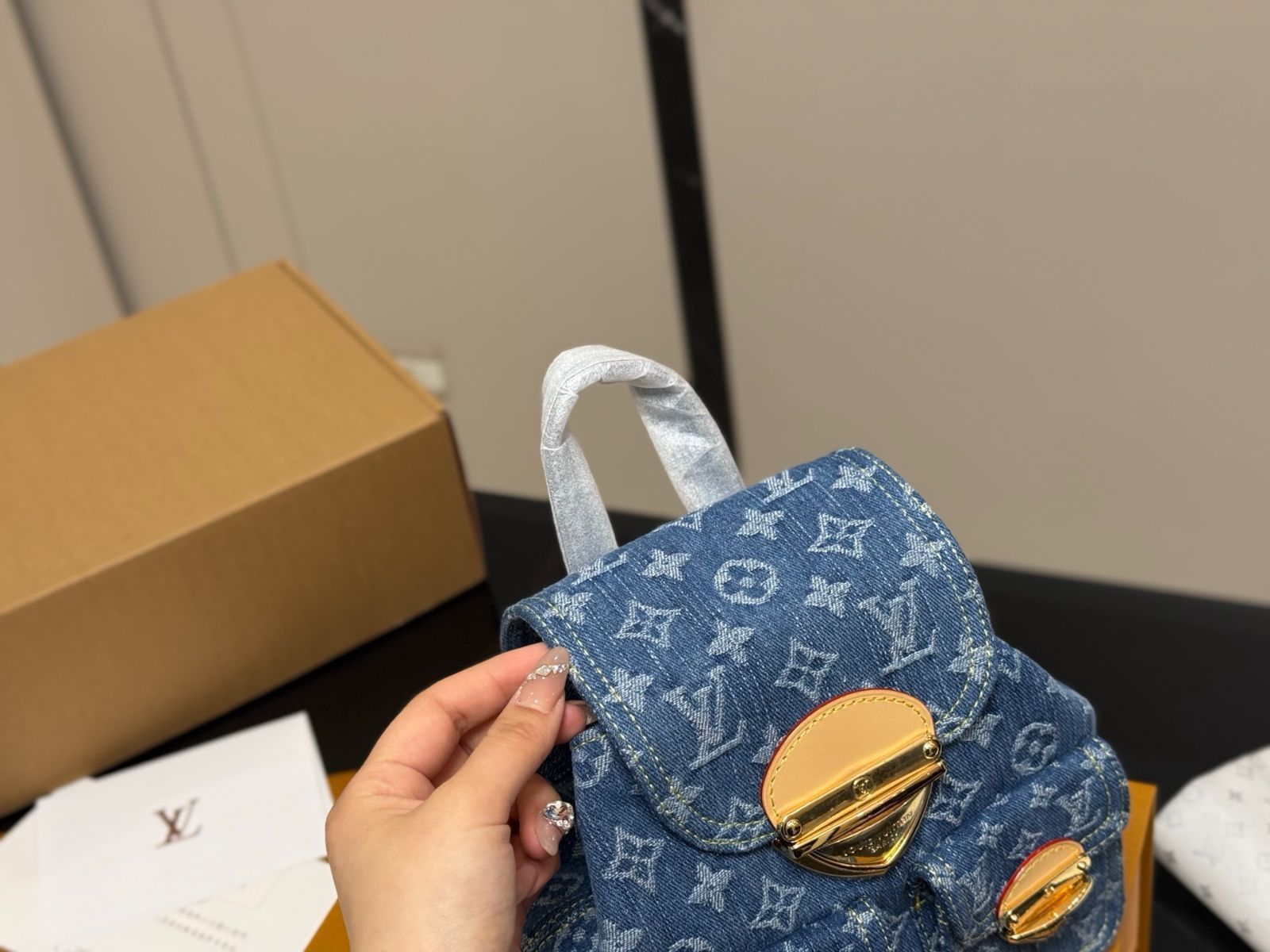 【新作★デニム生地が可愛い♪】ルイヴィトン バックパック 今日特価】Louis Vuitton Denim Backpack ルイヴィトン デニム