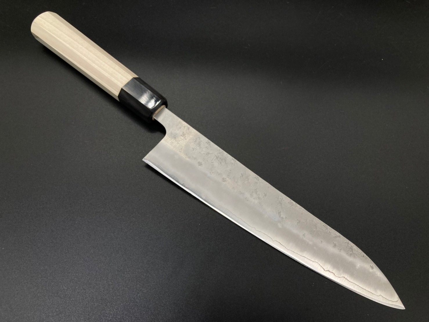 左近 包丁 牛刀 銀三 210mm 水牛八角柄 ステンレス 2個セット] 左近 包丁 牛刀 銀三 210mm 水牛八角柄 ステンレス