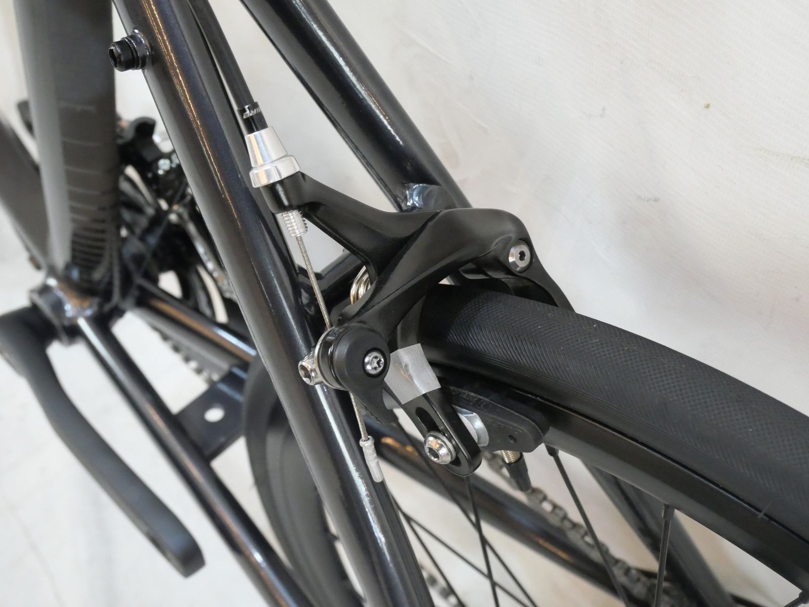 TERN ターン SURGE モデル 20インチ ミニベロ バイチャリAKIBA店 BRIGHTFACE_UK