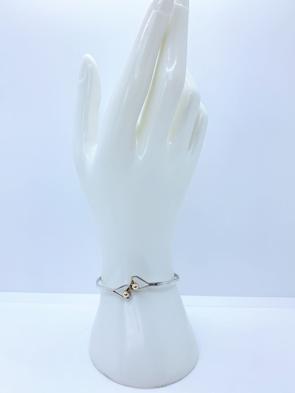 TIFFANY&Co./ティファニー フックアンドアイ ハート バングル  