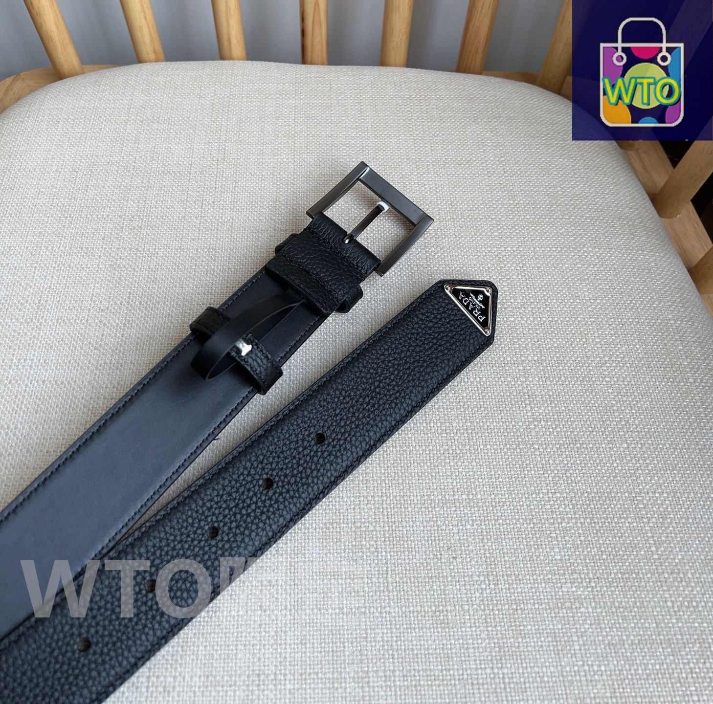  今日 PRADA プラダ レザーベルト ベルト 小物