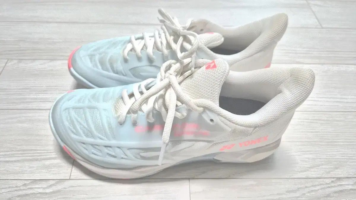 24.0㎝ カスケードアクセル 新品未使用 YONEX バドミントン シューズ