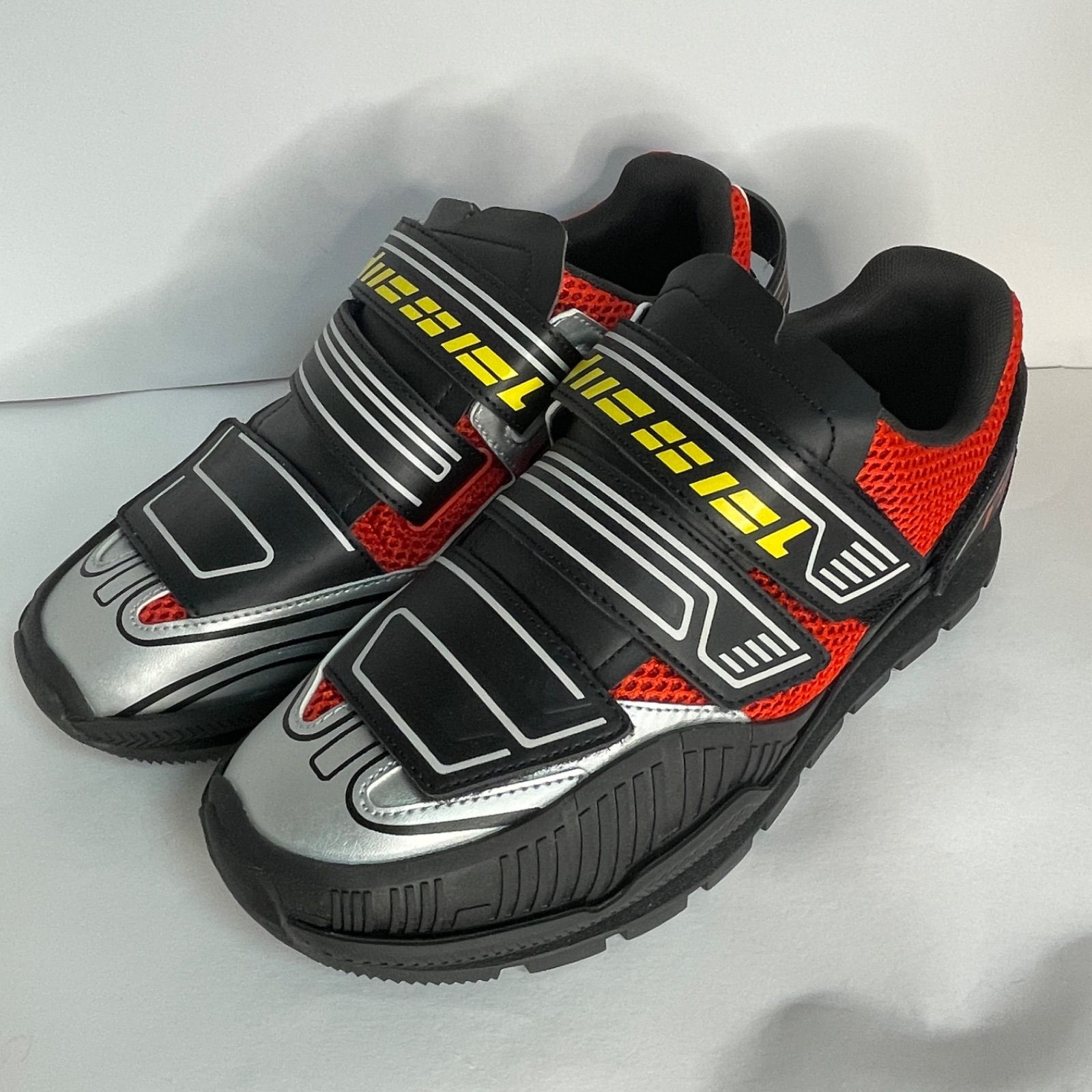 新品】DIESEL ベルクロ スニーカー S-PENDHIO LC Y02878 P4432