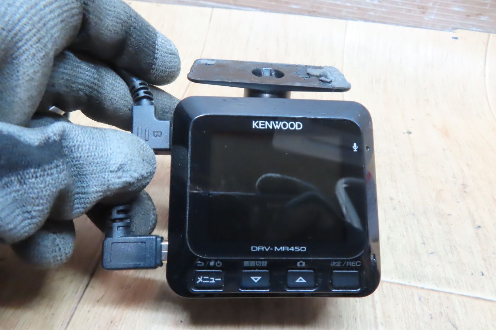 ケンウッド「DRV-MR740」高精細画質で前も後ろも撮影できるドライブ