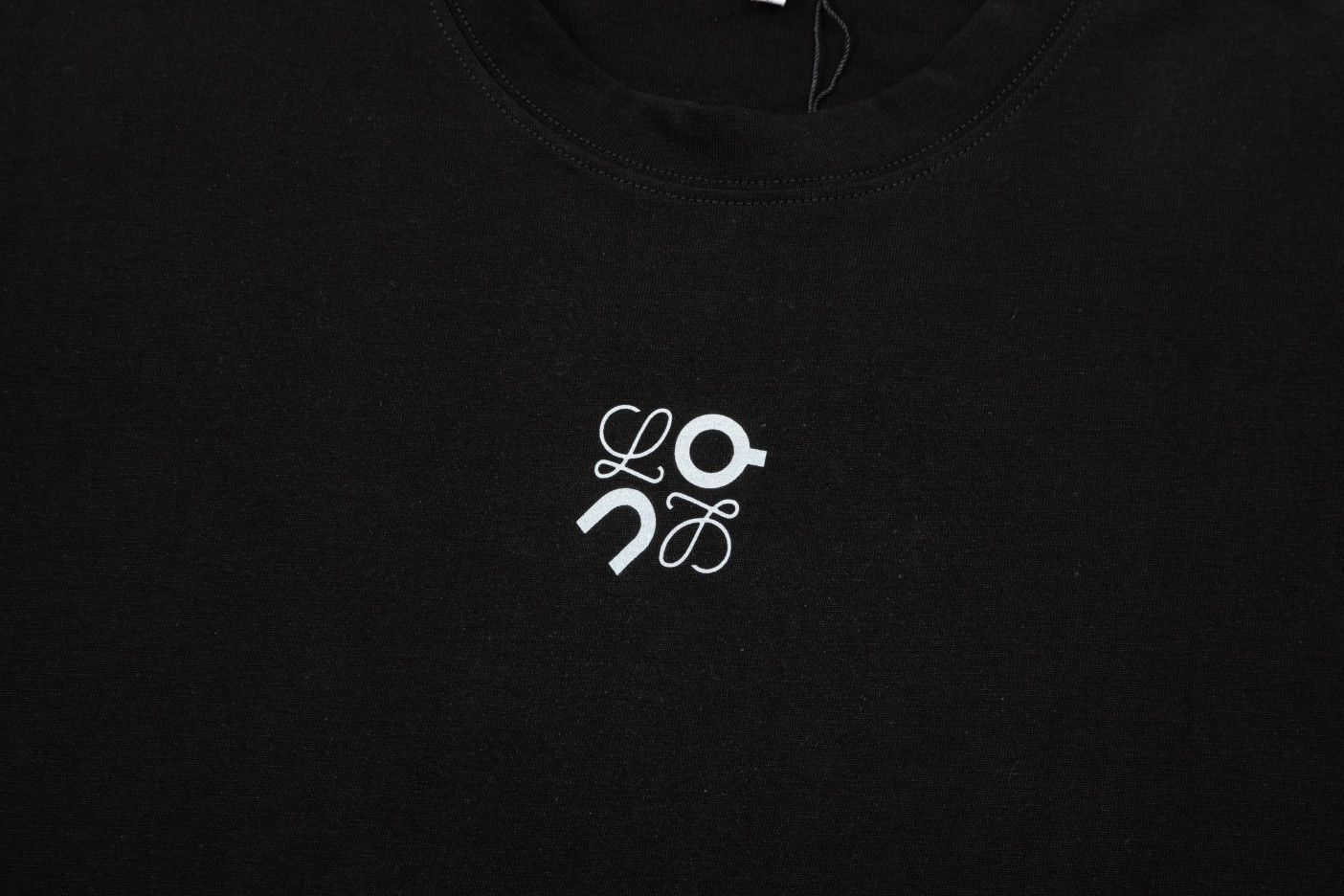 最大60％オフ。 LOEWE × オン コラボ クルーネックTシャツ - 2色展開 サイズ選択 -MM輸入