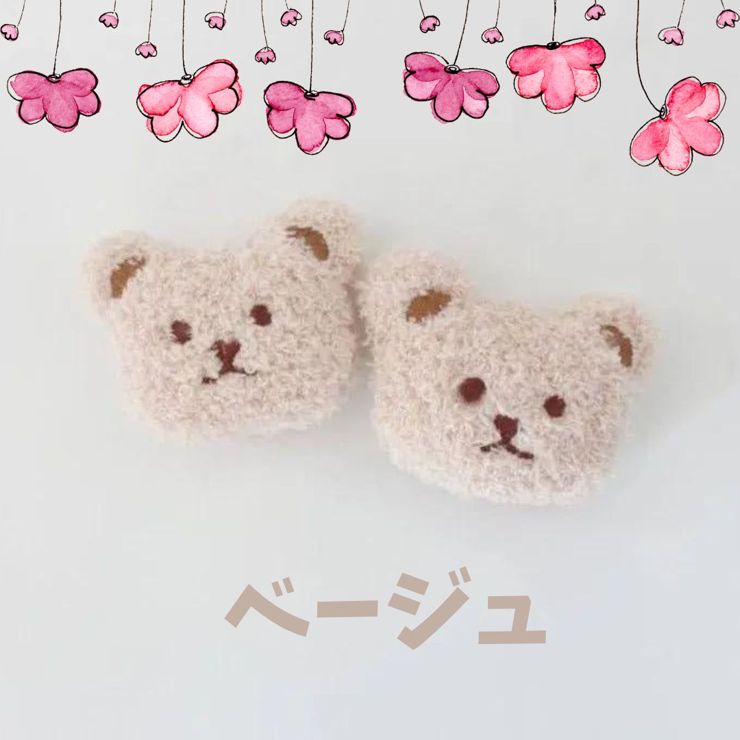 くまのぬいぐるみ ブローチ 同色2点 - メルカリ