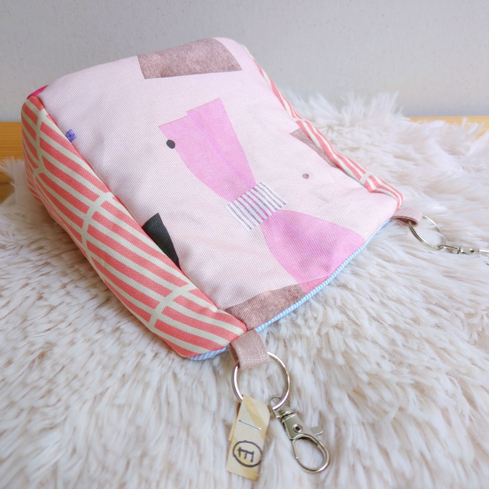 モモンガポーチE 【公式通販】