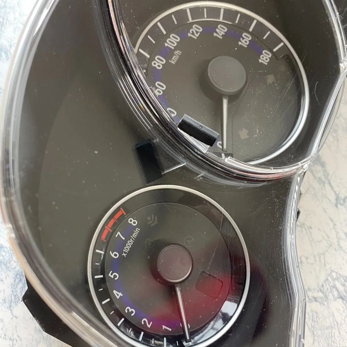 フィット GK3 スピードメーター B593M 純正□フィットGK3□スピードメーター□730219