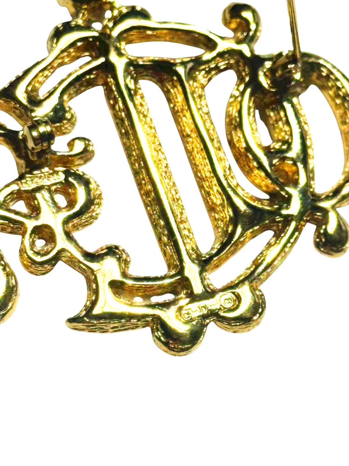 ◆本物◆クリスチャンディオールChristianDiorヴィンテージVintageラインストーンキラキラエンブレムロゴゴールド金色ブローチアクセサリー刻印ユニセックス