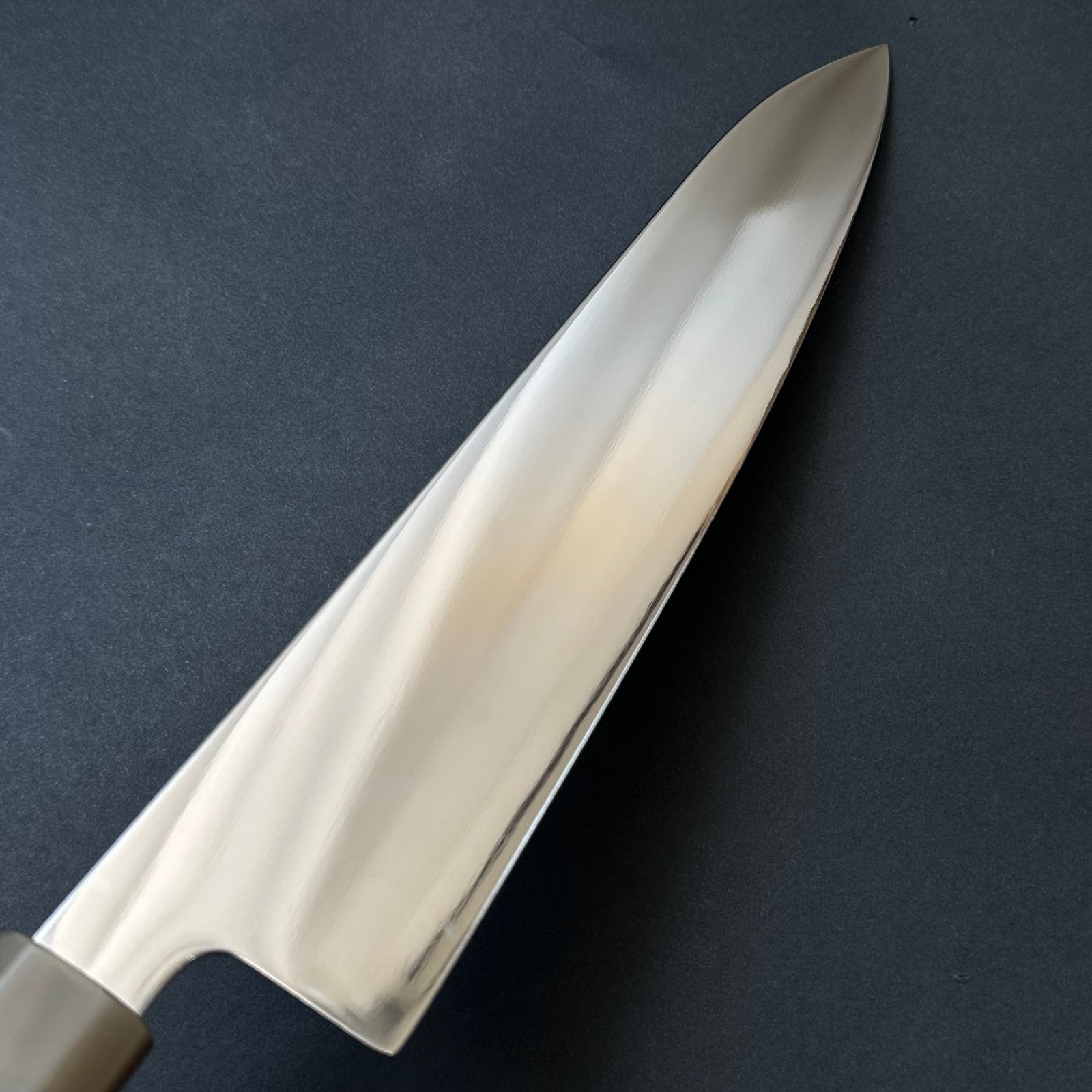 ウルトラ鏡面ステン本焼V金10号牛刀240mm 黒檀白水牛八角柄 高級