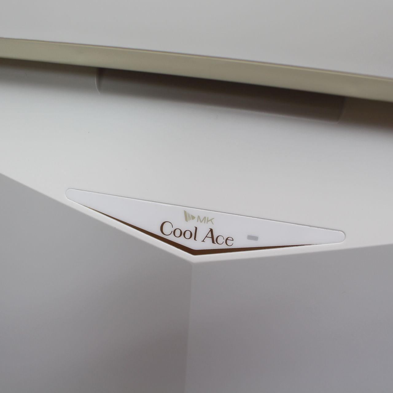 737 使用僅か エムケー精工 保冷米びつ 白米31kg保管 クールエース HK-331W