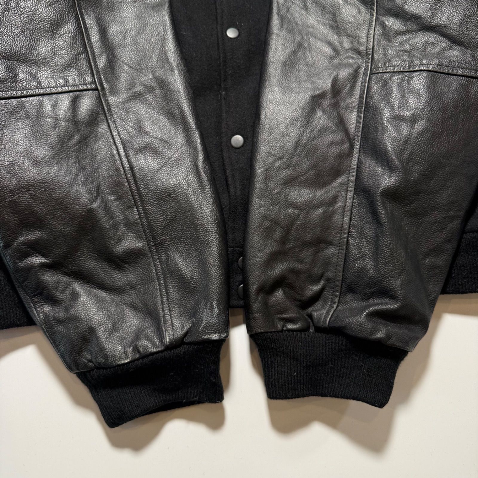 NCAA ノースカロライナ大学 ワンポイント刺繍 ブラックウールレザー