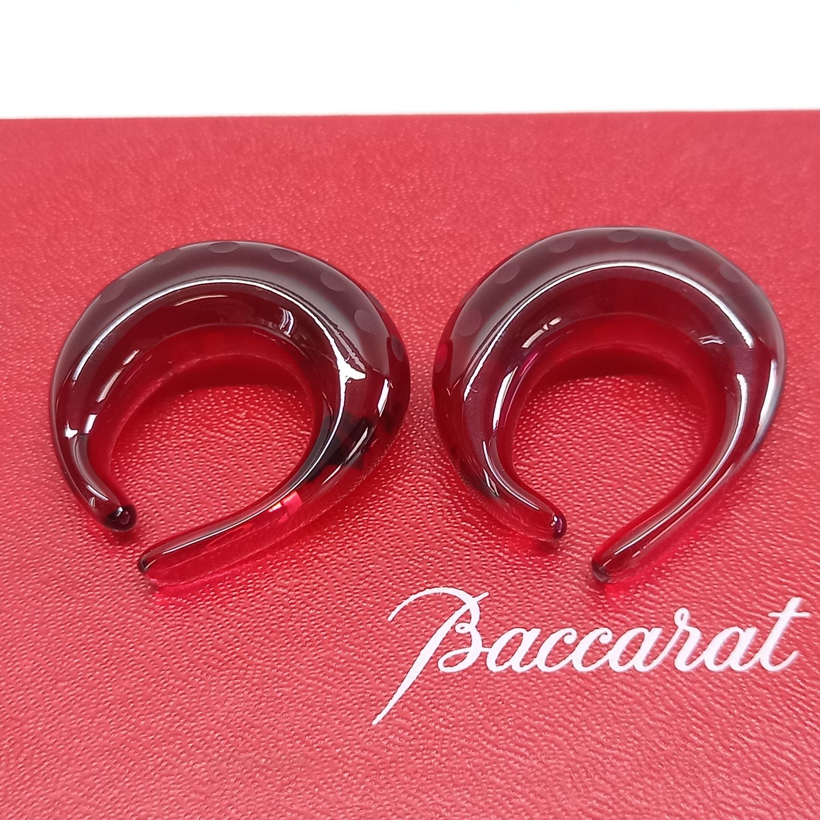 バカラ イヤリング イヤーカフ レッド フープ クリスタル Baccarat