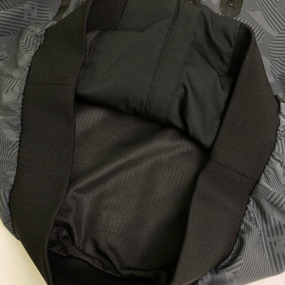 ジャケット