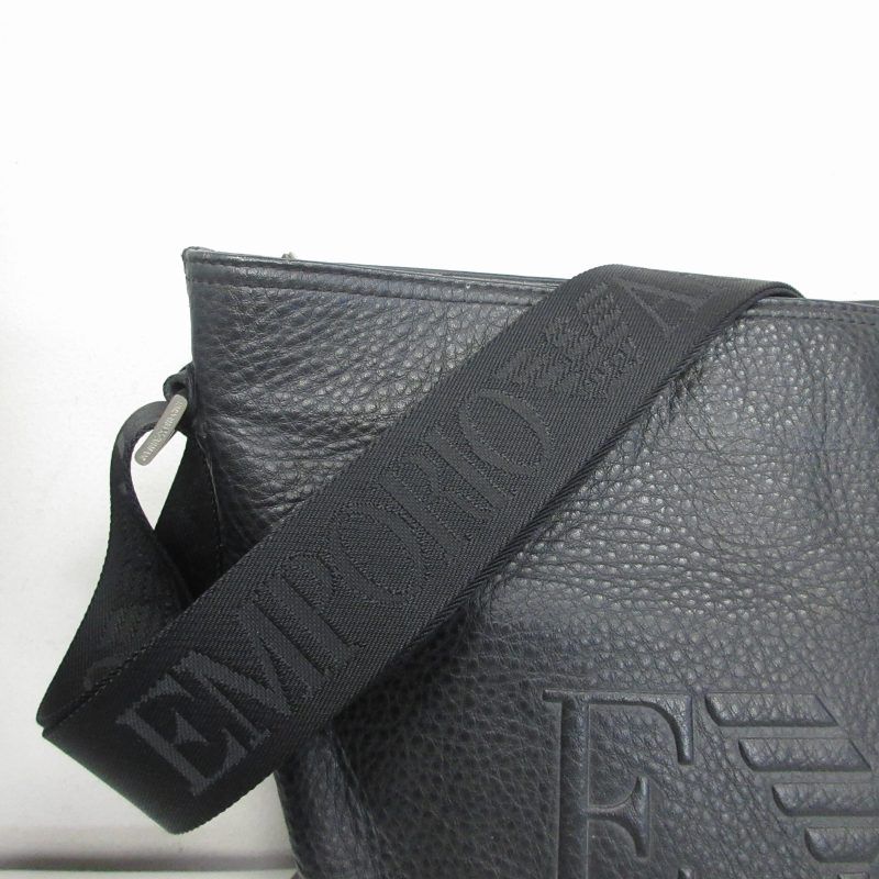 【EMPORIO ARMANI】ロゴエンボス メッセンジャーバッグ Armani Exchange ロゴエンボス ショルダーバッグ 通販 - FARFETCH