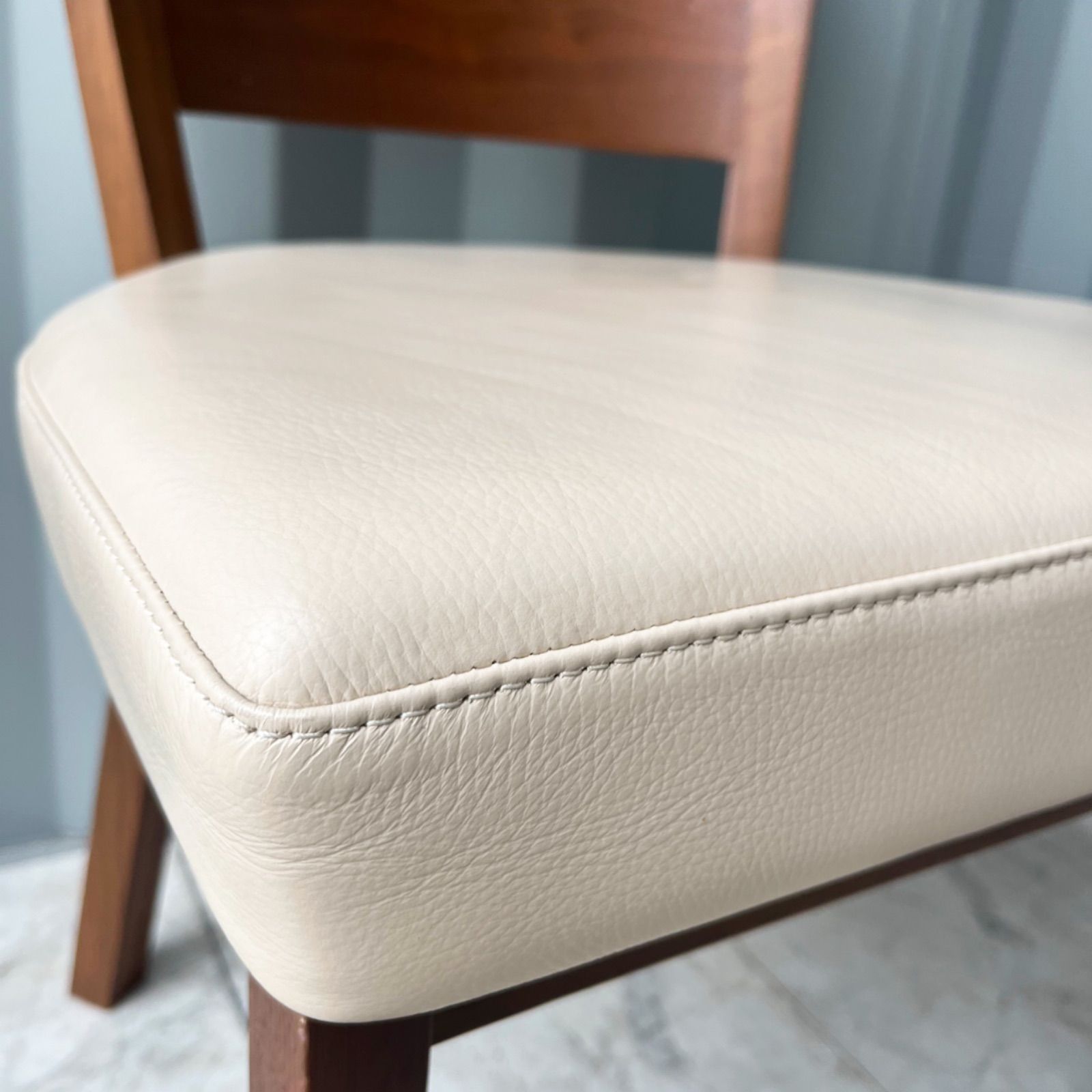 取付無料！カンディハウス ナチュラルアイボリー 北欧風天然木ダイニングチェア 取付無料！カンディハウス ナチュラルアイボリー 北欧風天然木