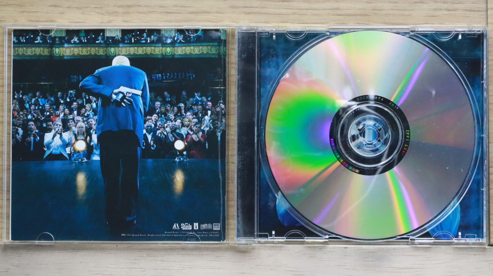 新品/完全限定版 エミネム アンコール CD+DVD Amazon.co.jp: アンコール・スペシャル・エディション (DVD付