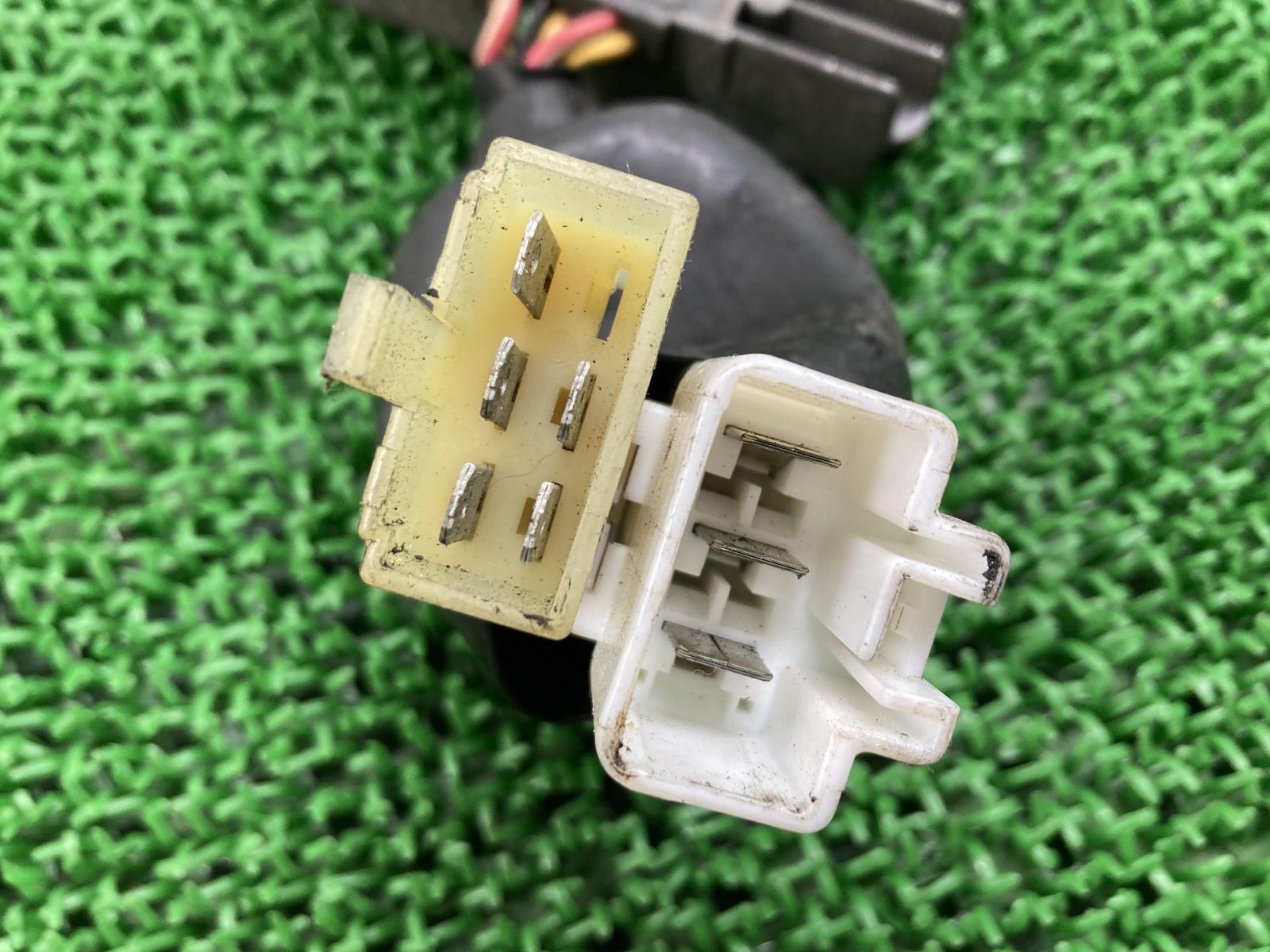 フォルツァ レギュレター ホンダ 純正 中古 バイク 部品 MF06 レクチ
