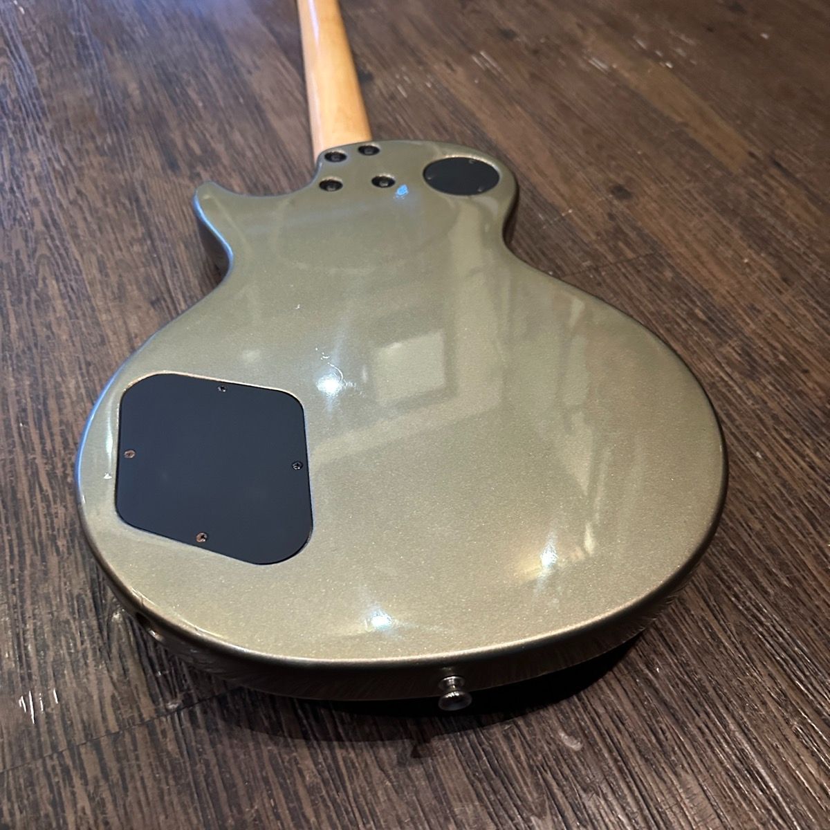 エレキギター　BURNY LG480 中古品 Burny LG-480 Black 冬のエキサイティングセール対象品