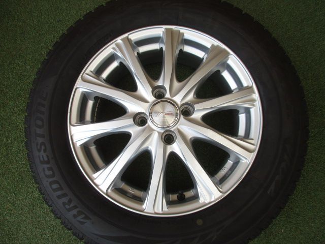 中古】 送料込み ジョーカー 185/65R15 スタッドレスタイヤ4本 中古】 送料込み ジョーカー 185/65R15 スタッドレスタイヤ4本