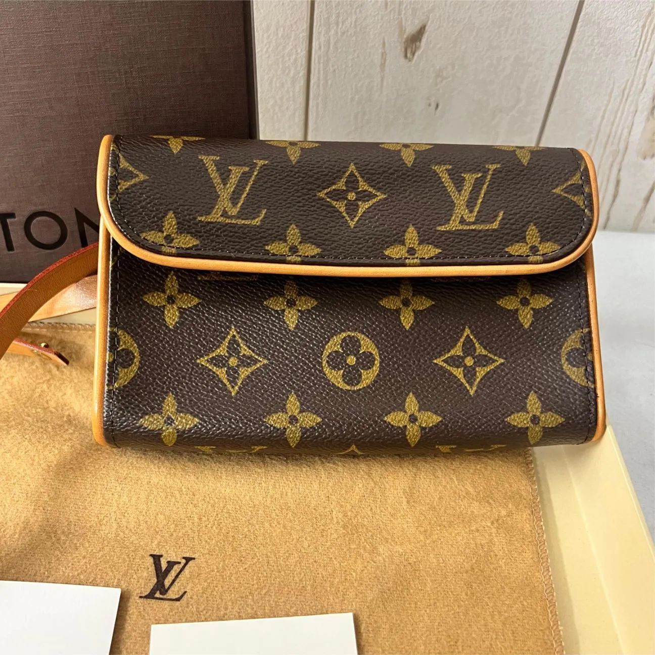 国内正規品 中古品 LOUIS VUITTON ルイ ヴィトン モノグラム ポシェットツインGM ショルダーバッグ 斜め掛けショルダー クラッチバッグ  - メルカリ